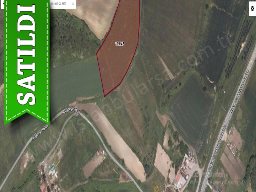 Arnavutköy Baklalıda Satılık Arsa , 125 M2 Yolu Var Evlere Yakın