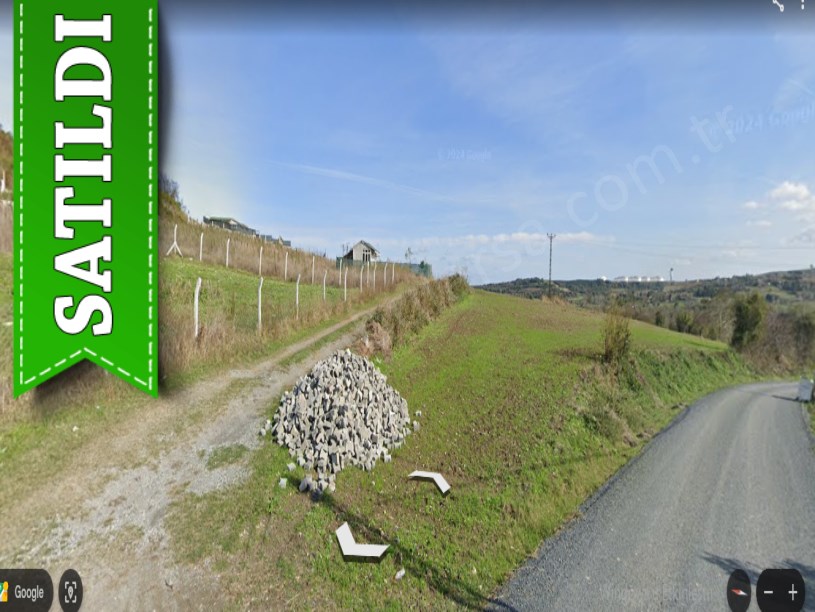 Arnavutköy Baklalıda Satılık Arsa , 125 M2 Yolu Var Evlere Yakın