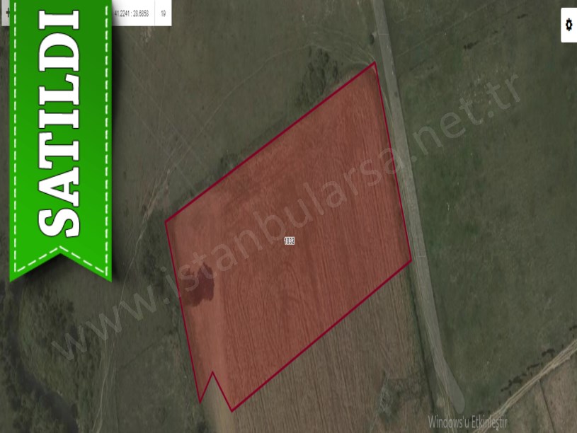 Arnavutköy Taşolukta Satılık Arsa , 250 M2 Çaplı Yolu Var 