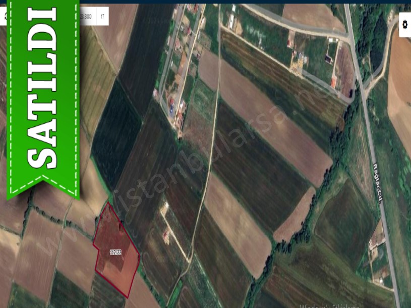 Çatalca Elbasanda Satılık Arsa , 265 M2 Hisseli  Evlere Yakın