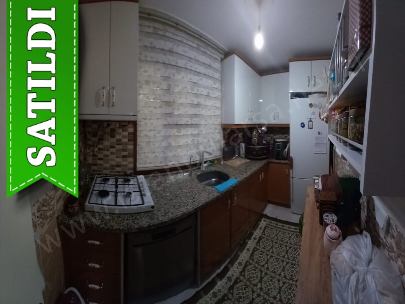 Arnavutköy Merkezde Satılık Daire  , 2+1 Yüksek Giriş 