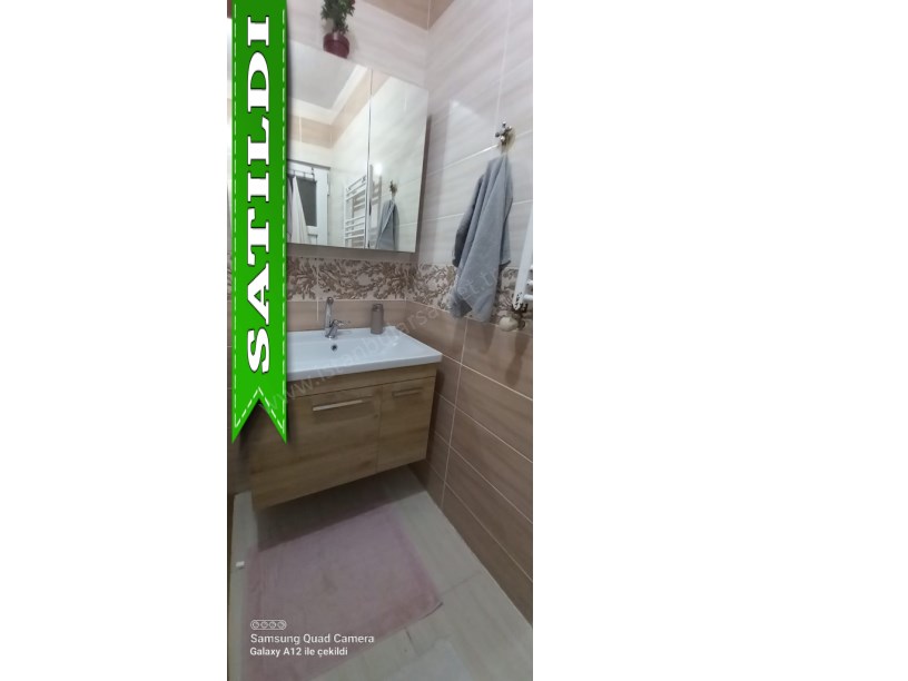 Arnavutköy Merkezde Satılık Daire  , 2+1 Yüksek Giriş 
