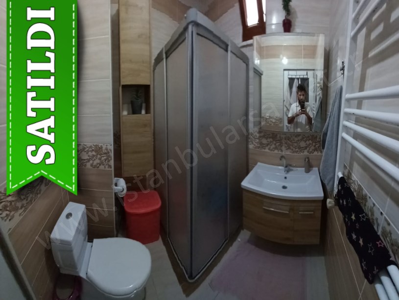 Arnavutköy Merkezde Satılık Daire  , 2+1 Yüksek Giriş 