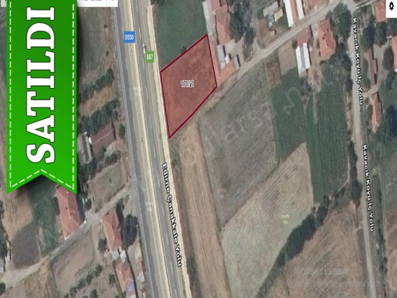 Edirne Uzunköprü Kavacık Köyünde Satılık Arsa , 886 M2 Müstakil İmarlı Otobana Cephe 
