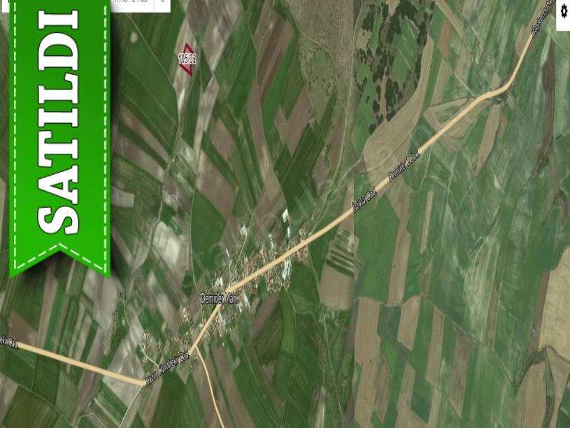 Tekirdağ  Saray Demirler Köyünde Arsa , 300 m2 Yolu Var Çaplı Evlere Yakın
