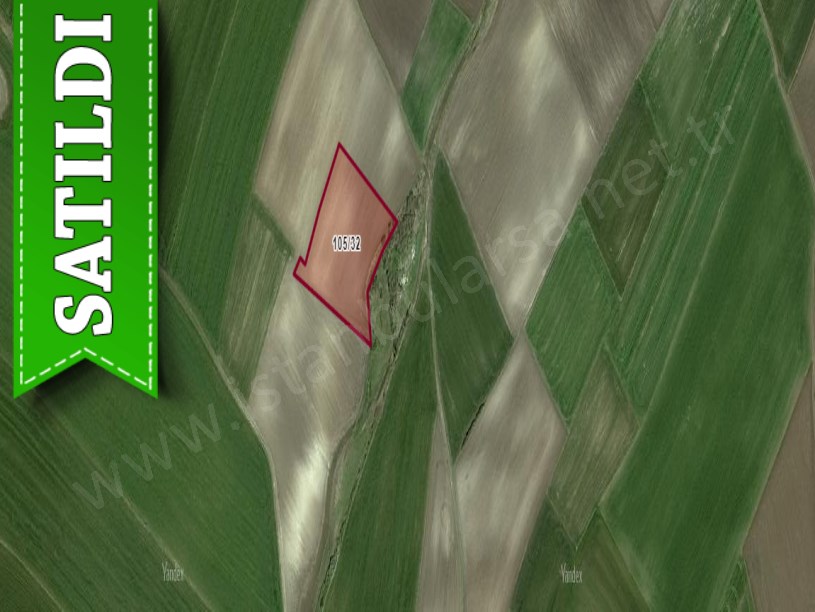 Tekirdağ  Saray Demirler Köyünde Arsa , 300 m2 Yolu Var Çaplı Evlere Yakın