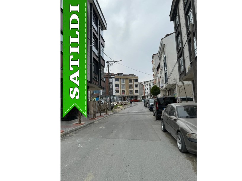 Arnavutköy Anadolu Mah Satılık Komple Bina  , Sıfır 4 Tane 2 +1 Daire Ve Dükkan