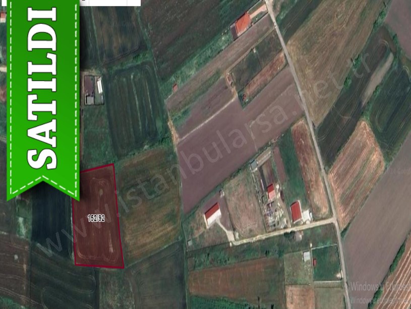 Çatalca Gökçealide Satılık Tarla , 4,100 m2 Müstakil  Merkezde Evlerin Yakını Yolu Var
