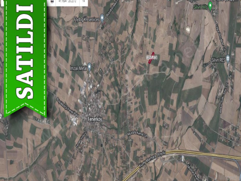Silivri Fenerköyde Satılık Arsa , 533 m2 Yolu Var Hisseli Evlerin Yakını