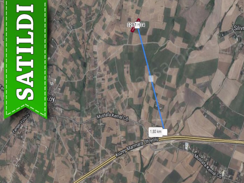 Silivri Fenerköyde Satılık Arsa , 533 m2 Yolu Var Hisseli Evlerin Yakını