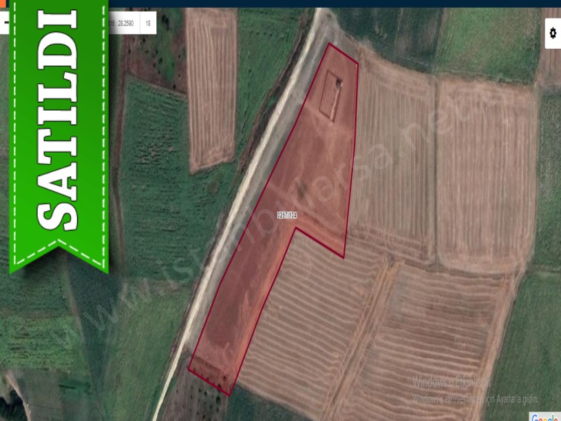 Silivri Fenerköyde Satılık Arsa , 533 m2 Yolu Var Hisseli Evlerin Yakını