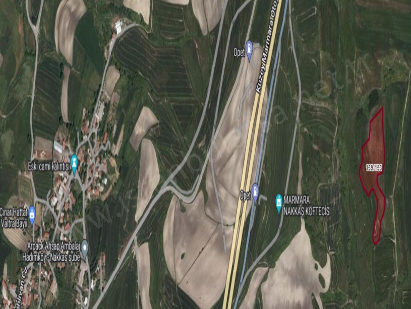 Çatalca Nakkaşta  Satılık Arsa , 936 m2  Yolu Var Hisseli