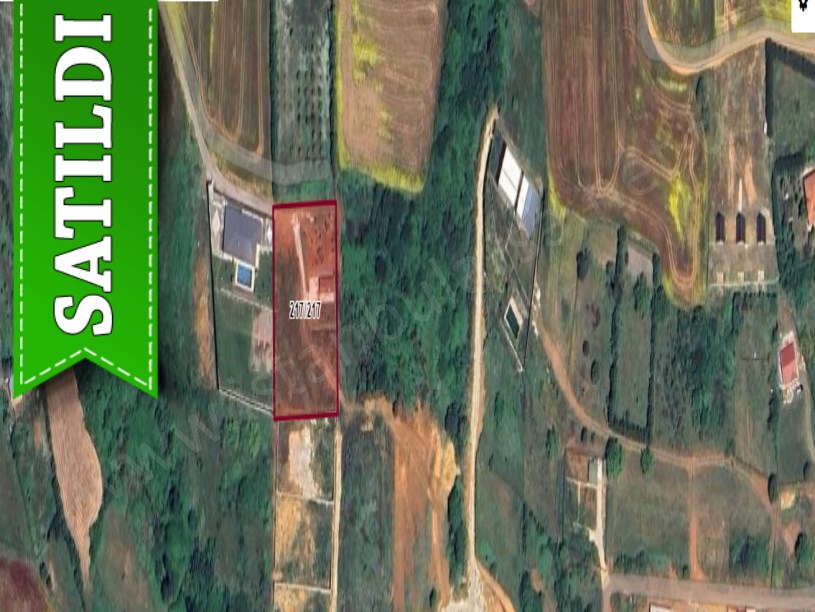 Çatalca Kestanelikte Satılık Arsa , 447 M2  Çaplı Çevrili Hisseli