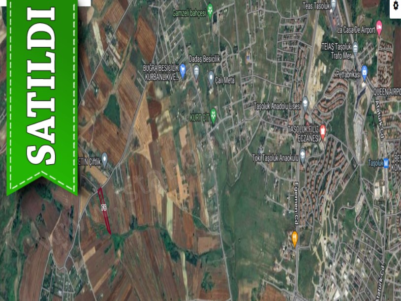 Arnavutköy Haraççıda Satılık Arsa , 232 m2 Yolu Var Evlerin Yakını 