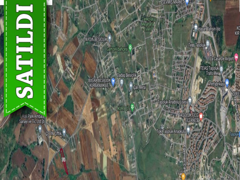 Arnavutköy Haraççıda Satılık Arsa , 232 m2 Yolu Var Evlerin Yakını 