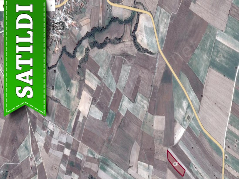 Kırklareli Merkez Kavakderede Satılık Arsa ,  580 M2 Yolu Var Hisseli