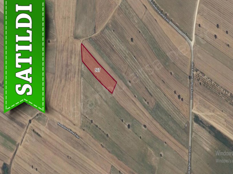 Kırklareli Merkez Kavakderede Satılık Arsa ,  580 M2 Yolu Var Hisseli