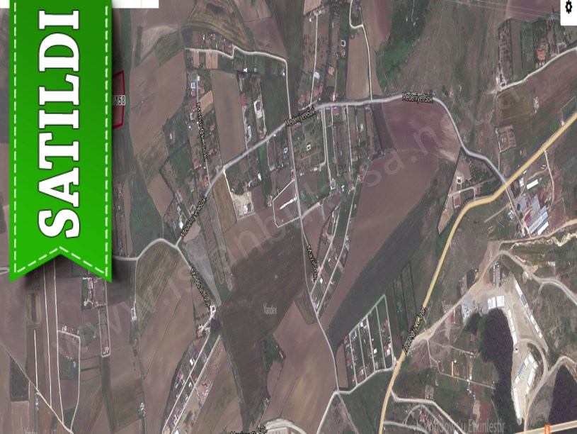 Çatalca Elbasanda Satılık Arsa , 980 M2 Yolu Var Çevrili Evlerin Yakını