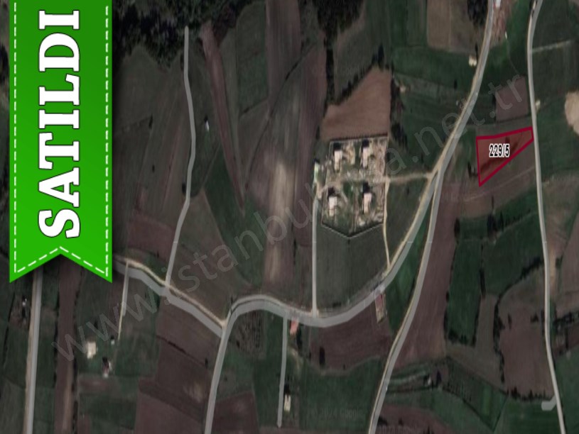 Çatalca Çiftlikköyde Satılık Arsa , 228 m2 Çaplı Yeri Belli Resmi Yola Cephe