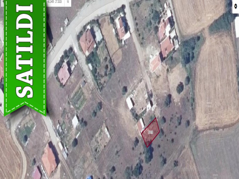 Çanakkale Biga İdriskoru Köyü Satılık Arsa , 231 m2 Merkezde Yolu Var