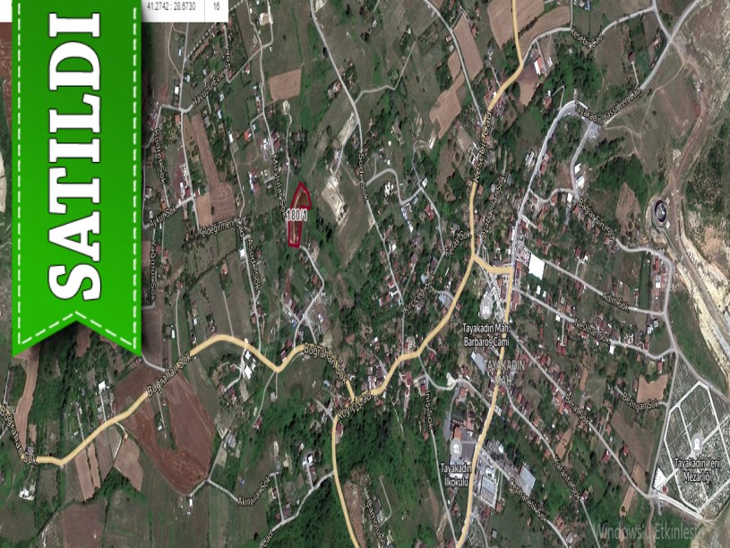 Arnavutköy Tayakadın Satılık Arsa , 657 M2 Yolu Var Evlerin Yakını