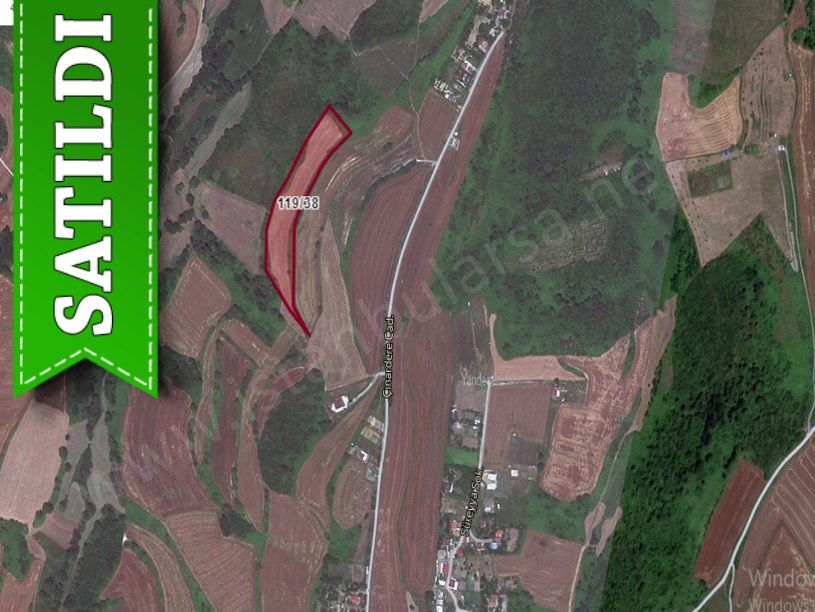 Arnavutköy Boyalıkta Satılık Arsa , 255 M2 Hisseli Caddeye Yakın