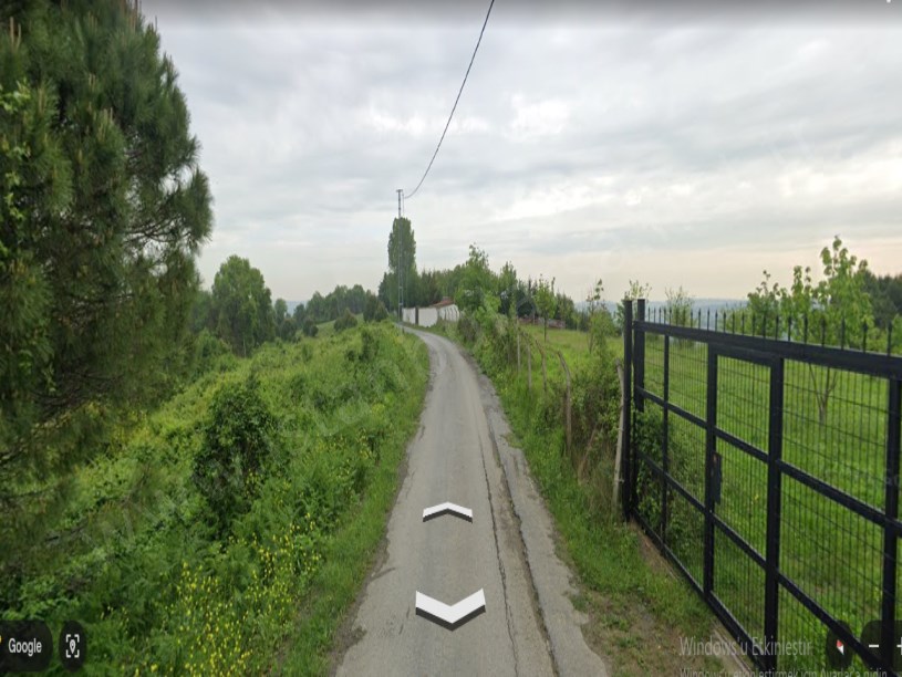 Arnavutköy Tayakadın Satılık Arsa , 418 M2 Çevrili Hisseli Yolu Var