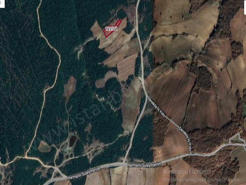 Edirne Uzunköprü Harmanlı Köyünde Satılık Tarla , 3,300 m2 Tek Tapu  Yola Yakın 