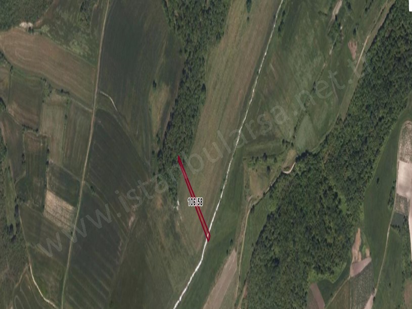 Çatalca Yazlıkköyde Satılık Tarla , 837 m2 Müstakil Yolu Var