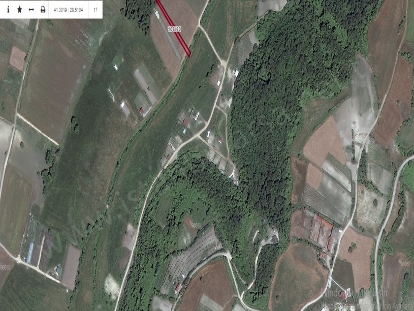 Çatalca Yazlıkköyde Satılık Tarla , 686 m2 Tek Tapu Yolu Var Evlerin Yakını
