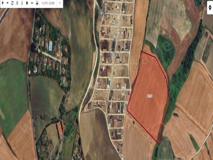 Çatalca Kabakça Mah, Satılık Arsa , 301 m2 Yolu Var Evlerin Yakını Hisseli