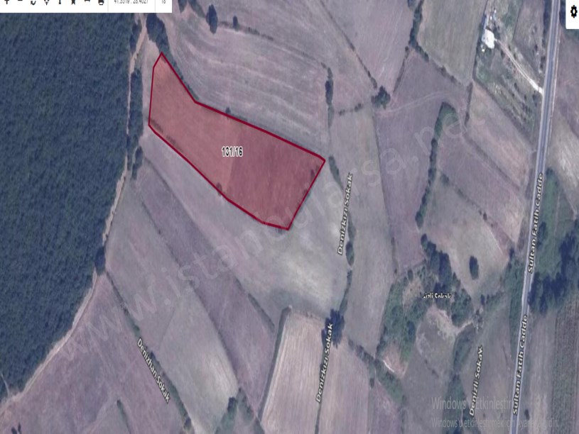 Çatalca Çiftlikköyde Satılık Arsa , 300 m2 Hisseli Evlerin Yakını