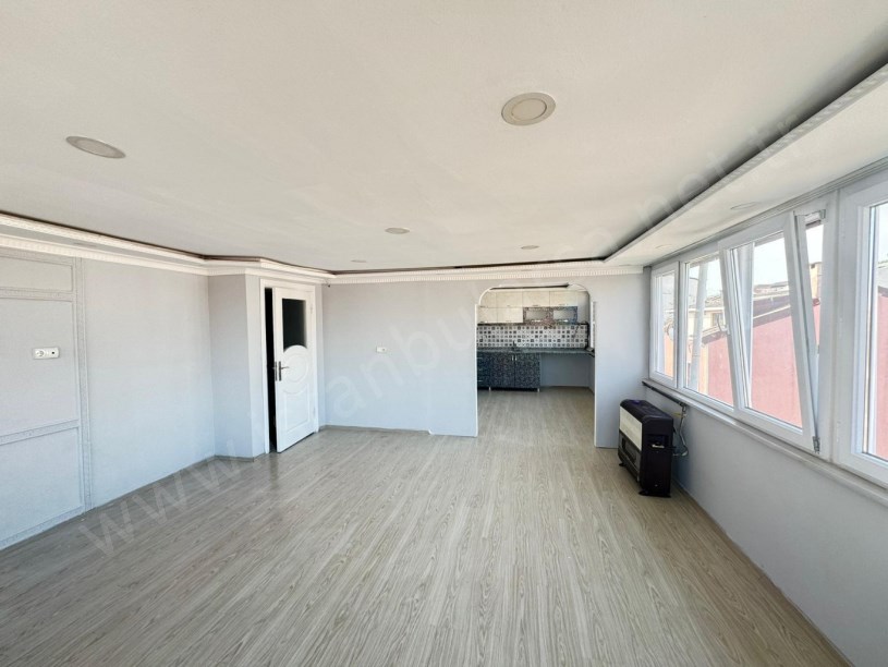 Arnavutköy İslambey Mah, Satılık Dubleks , 8 Yıllık 4+2 220 m2 Asansörlü