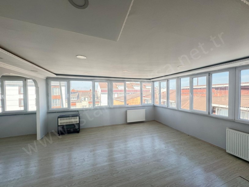 Arnavutköy İslambey Mah, Satılık Dubleks , 8 Yıllık 4+2 220 m2 Asansörlü