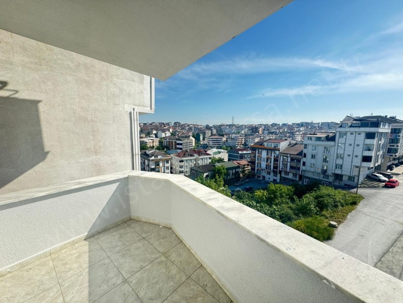 Arnavutköy İslambey Mah, Satılık Dubleks , 8 Yıllık 4+2 220 m2 Asansörlü
