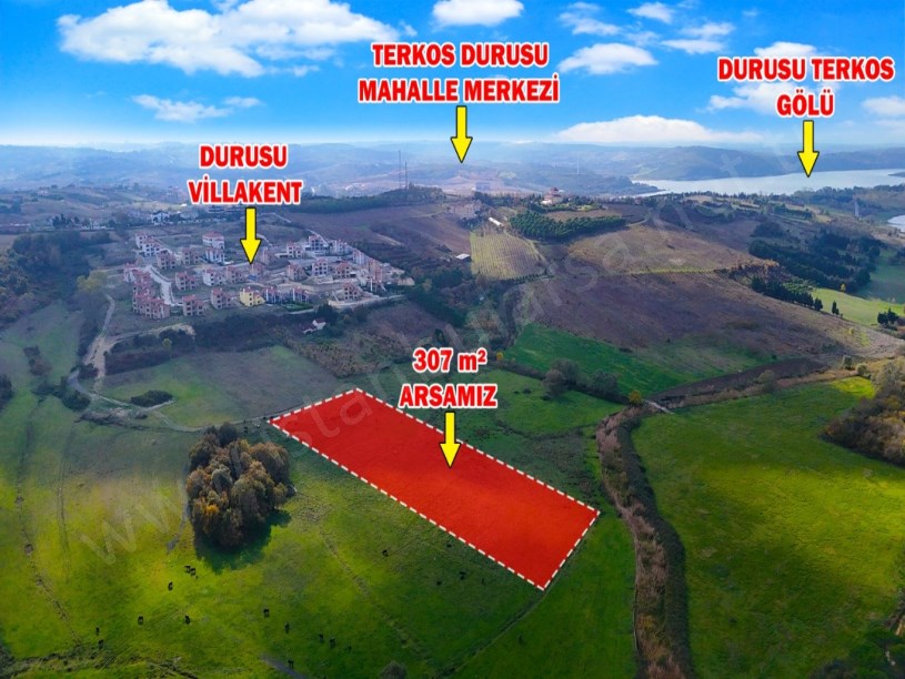 Arnavutköy Yeniköyde Satılık Arsa , 307 M2 Yolu Var Hisseli
