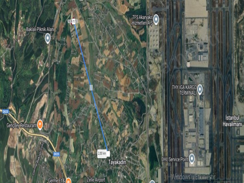 Arnavutköy Tayakadın Satılık Arsa , 1,970 M2 Yolu Var Evlerin Yakını Hisseli
