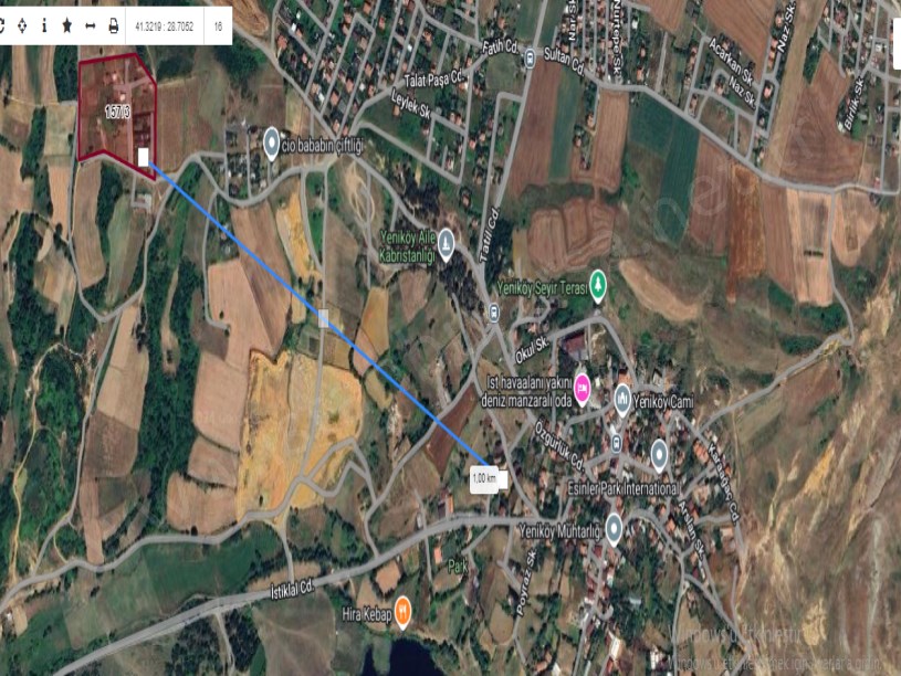 Arnavutköy Yeniköyde Satılık Arsa , 1,329 M2 Evlerin Yakını Yolu Var Hisseli