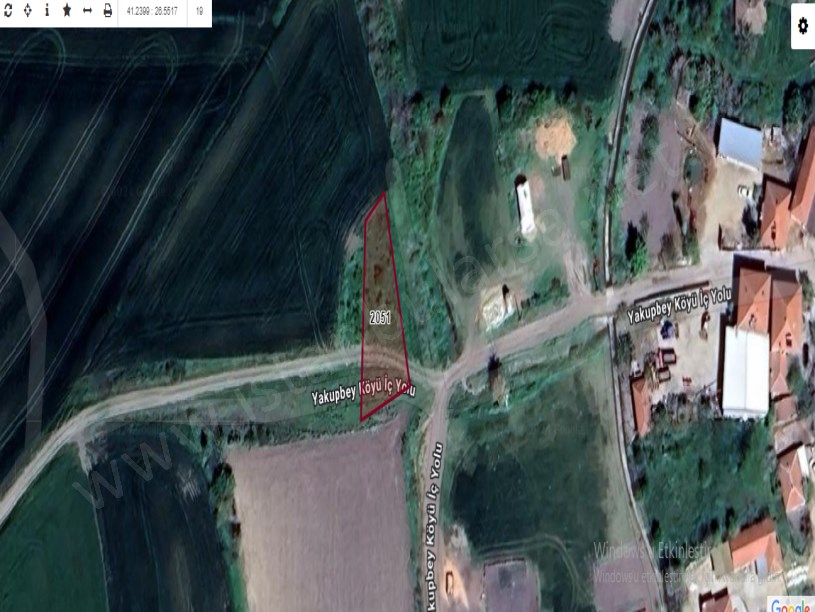 Edirne Meriç Yakupbey Köyü Satılık Arsa , 500 m2 İmarlı Müstakil Köy Yoluna Cephe