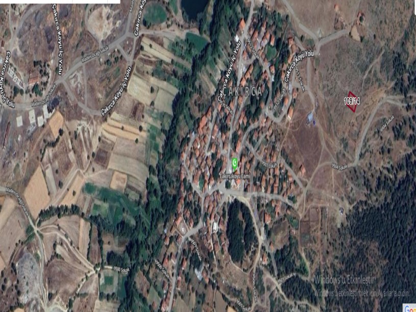 Balıkesir Dursunbey Çakırca Mah , Satılık Arsa , 549 m2 Yolu Var Müstakil Köy İçi