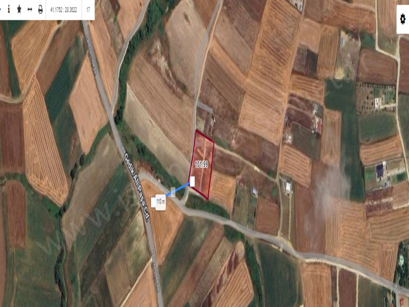 Çatalca Elbasanda Satılık Arsa , 243 m2 Çevrili Çaplı Yolu Var Evlerin Yakını