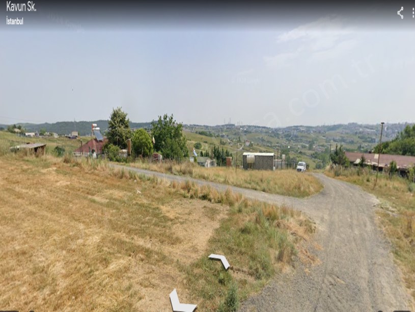 Arnavutköy Çilingirde Satılık Arsa , 268 M2 Çaplı Yolu Var Evlerin Yakını