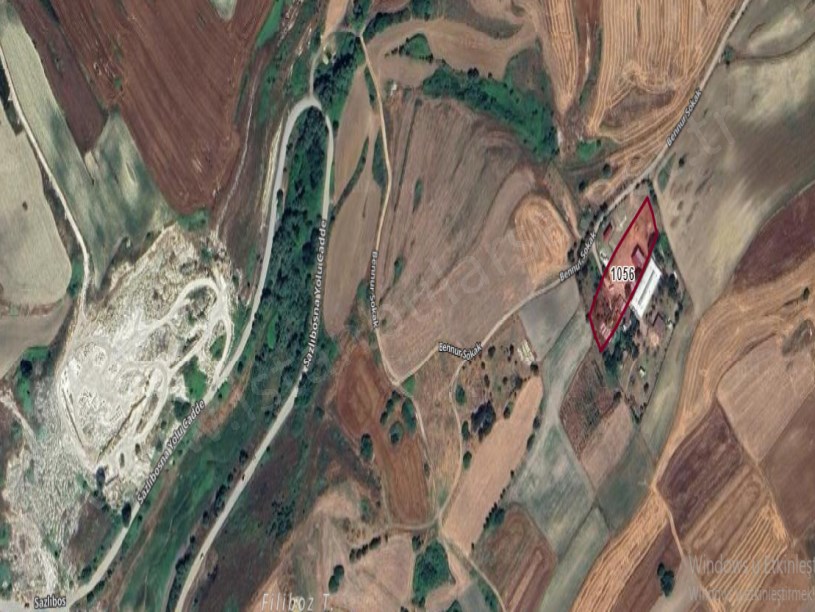 Arnavutköy Sazlıbosna Satılık Arsa , 148 M2 Evlerin Yakını Yolu Var Hisseli