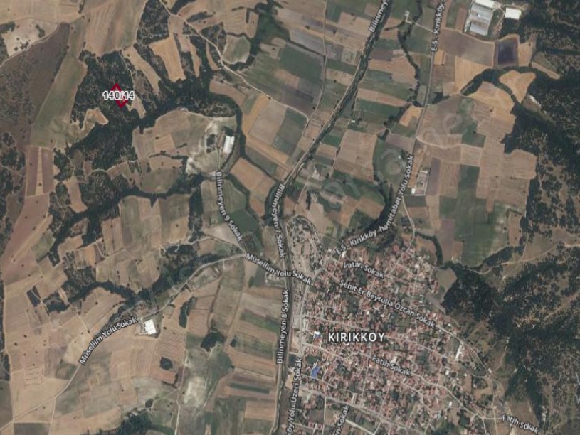 Kırklareli Lüleburgaz Kırıkköy Satılık Tarla , 2,680 m2 Müstakil Yolu Var Evlerin Yakını