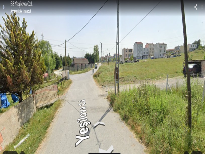 Arnavutköy İmrahorda Satılık Arsa , 189 M2 Cadde Cephe  Merkezde 