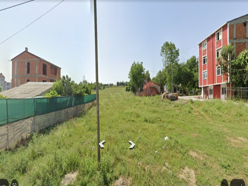 Arnavutköy İmrahorda Satılık Arsa , 189 M2 Cadde Cephe  Merkezde 