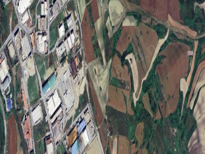 Arnavutköy Sazlıbosna Satılık Arsa , 382 M2 Müstakil Yolu Var