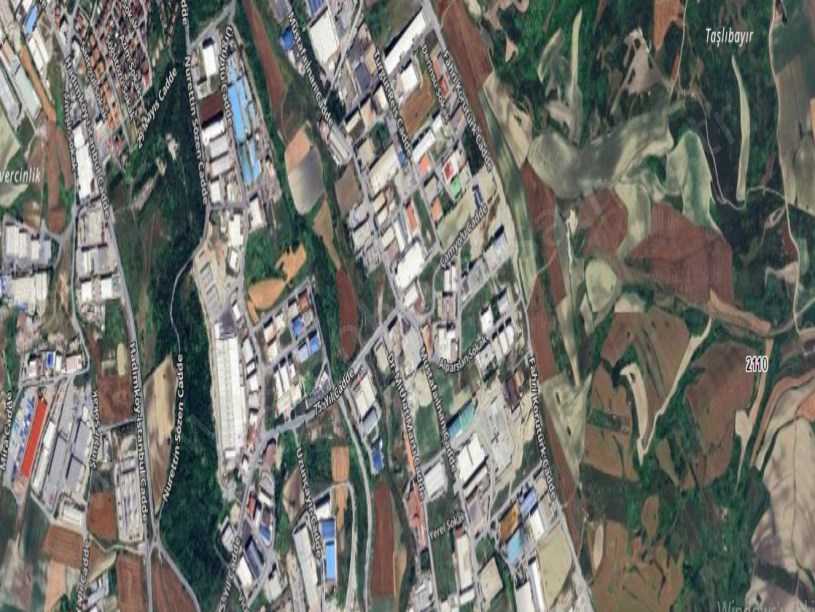 Arnavutköy Sazlıbosna Satılık Arsa , 382 M2 Müstakil Yolu Var