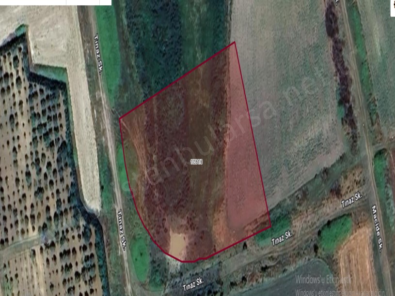Arnavutköy Haraççıda Satılık Arsa , 225 M2 Hisseli Yolu Var Evlerin Yakını