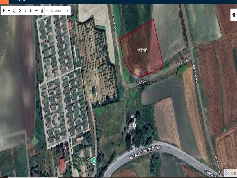 Arnavutköy Haraççıda Satılık Arsa , 225 M2 Hisseli Yolu Var Evlerin Yakını